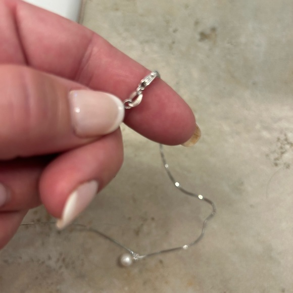 Genuine, pearl and diamond drop pendant with sterling silver box chain - Picture 8 of 11